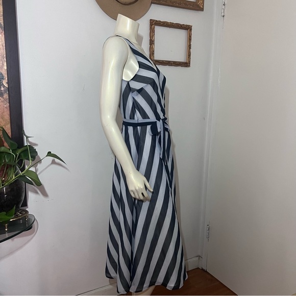 Tommy Bahama Women Blue White Chateau Stripe Midi Dress Size Small Belt A9 - Picture 8 of 10